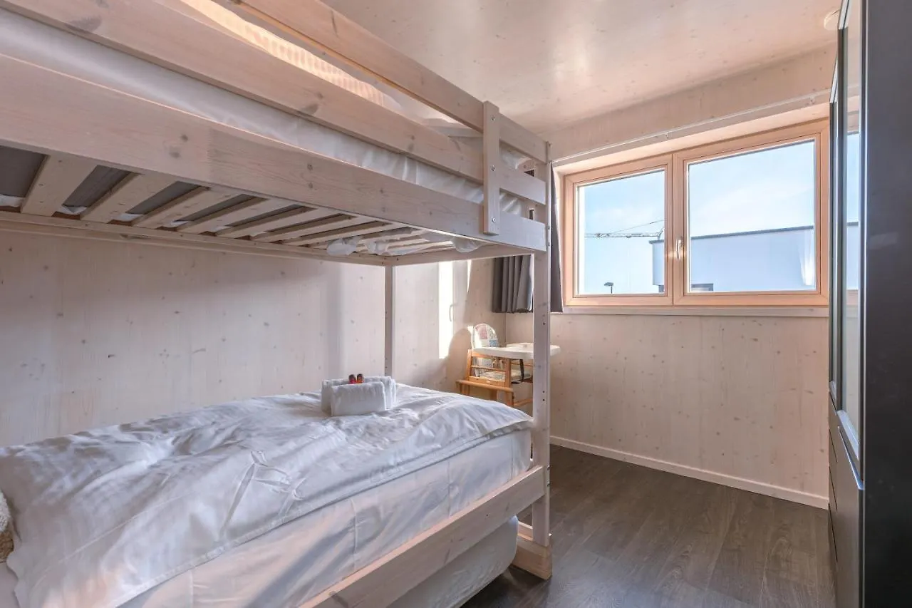 Cosy Holiday Apartment With A Large And Sunny Terrace Nearby The Sea And The Beach In Middelkerke